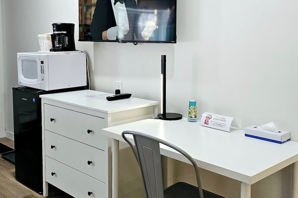 basic room, 2 queen beds (pet friendly) | 1 bedroom, desk, laptop workspace, soundproofing