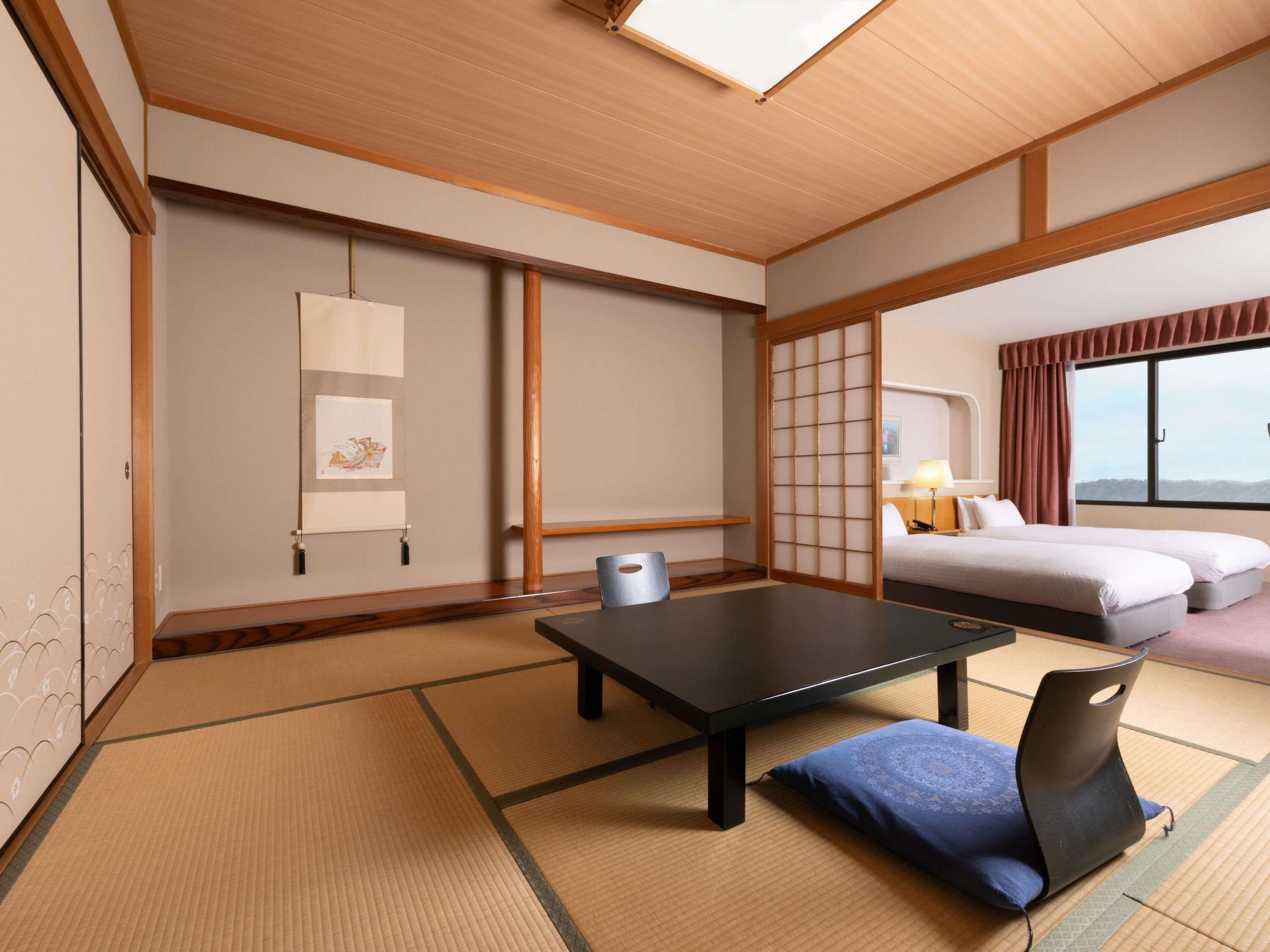Premium bedding, in-room safe, desk, blackout curtains