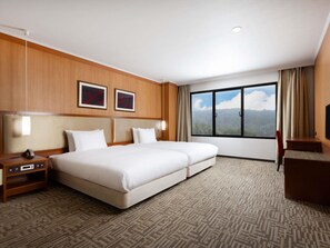 Privilege, Deluxe Suite, Multiple Beds | Premium bedding, in-room safe, desk, blackout drapes