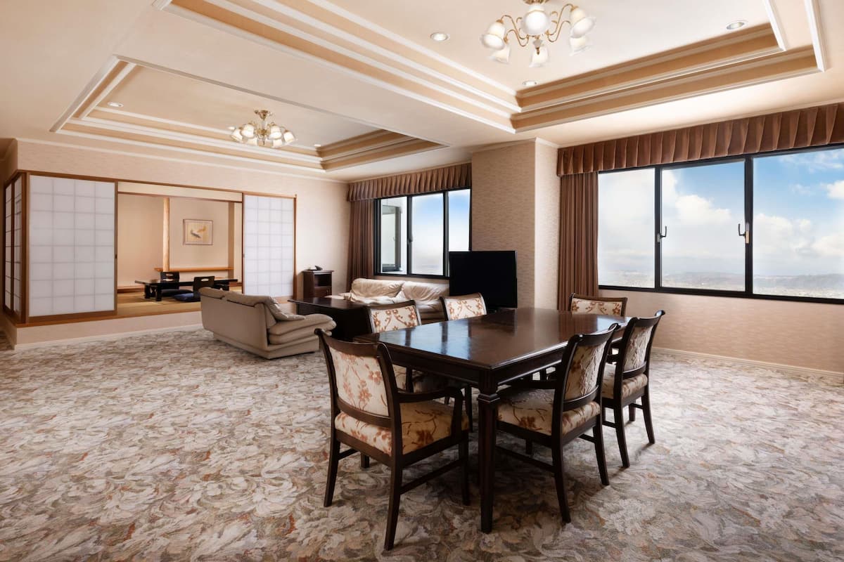 Suíte luxo, várias camas, vista para o mar | Roupas de cama premium, cofres nos quartos, escrivaninha