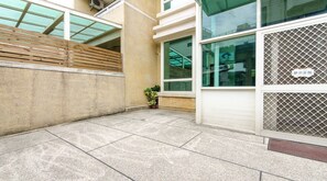 Property entrance - Encounter Hostel (Hualien City)