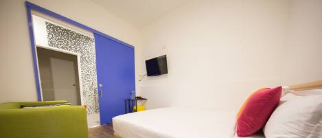 Standard Room, 1 Double Bed | Free WiFi, bed sheets