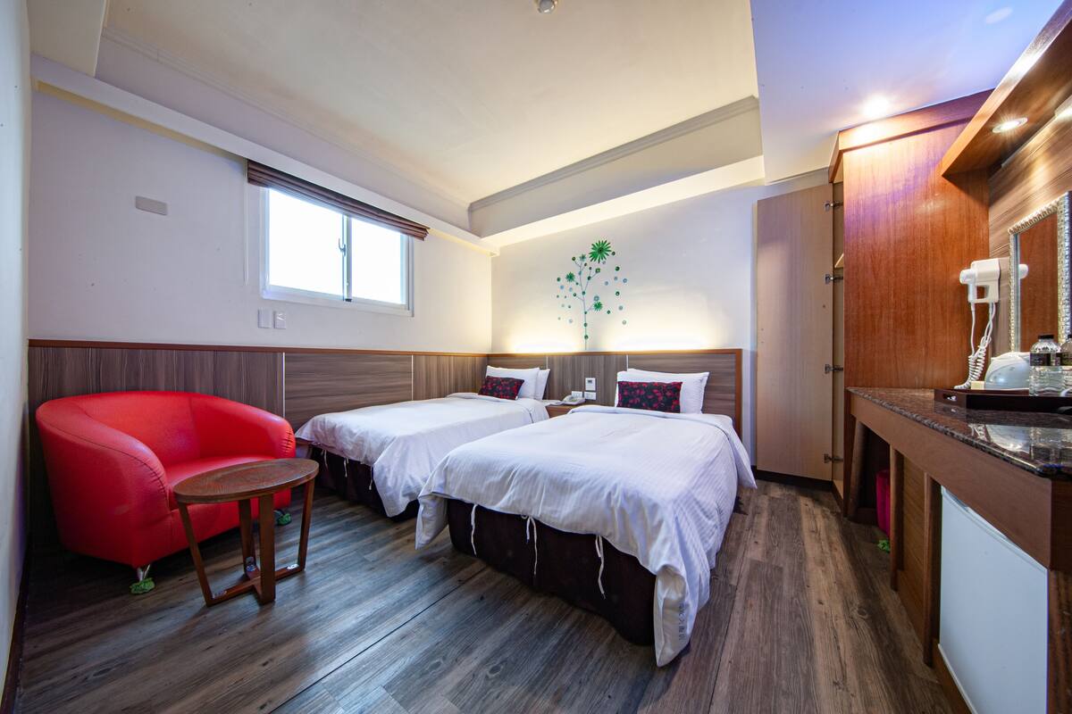 Chambre Royale avec lits jumeaux | 1 chambre, rideaux occultants, Wi-Fi gratuit, draps fournis