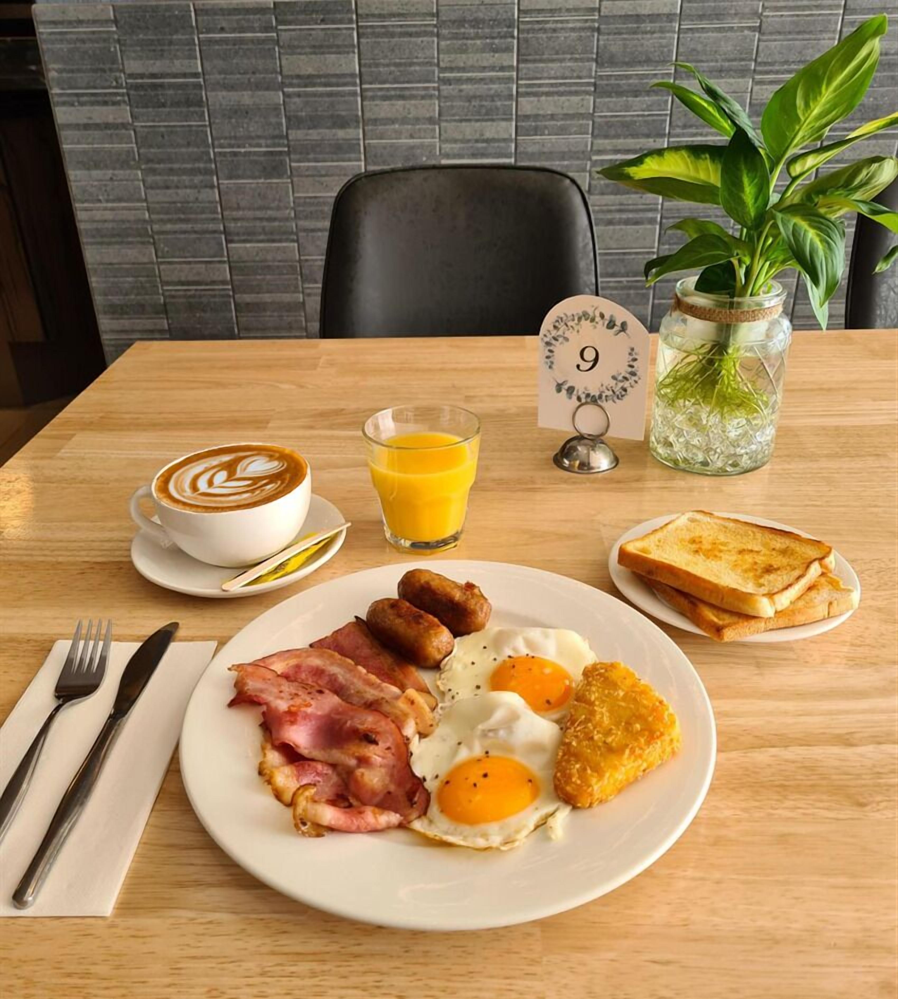 Se ofrece un desayuno a la carta (21 AUD por persona)