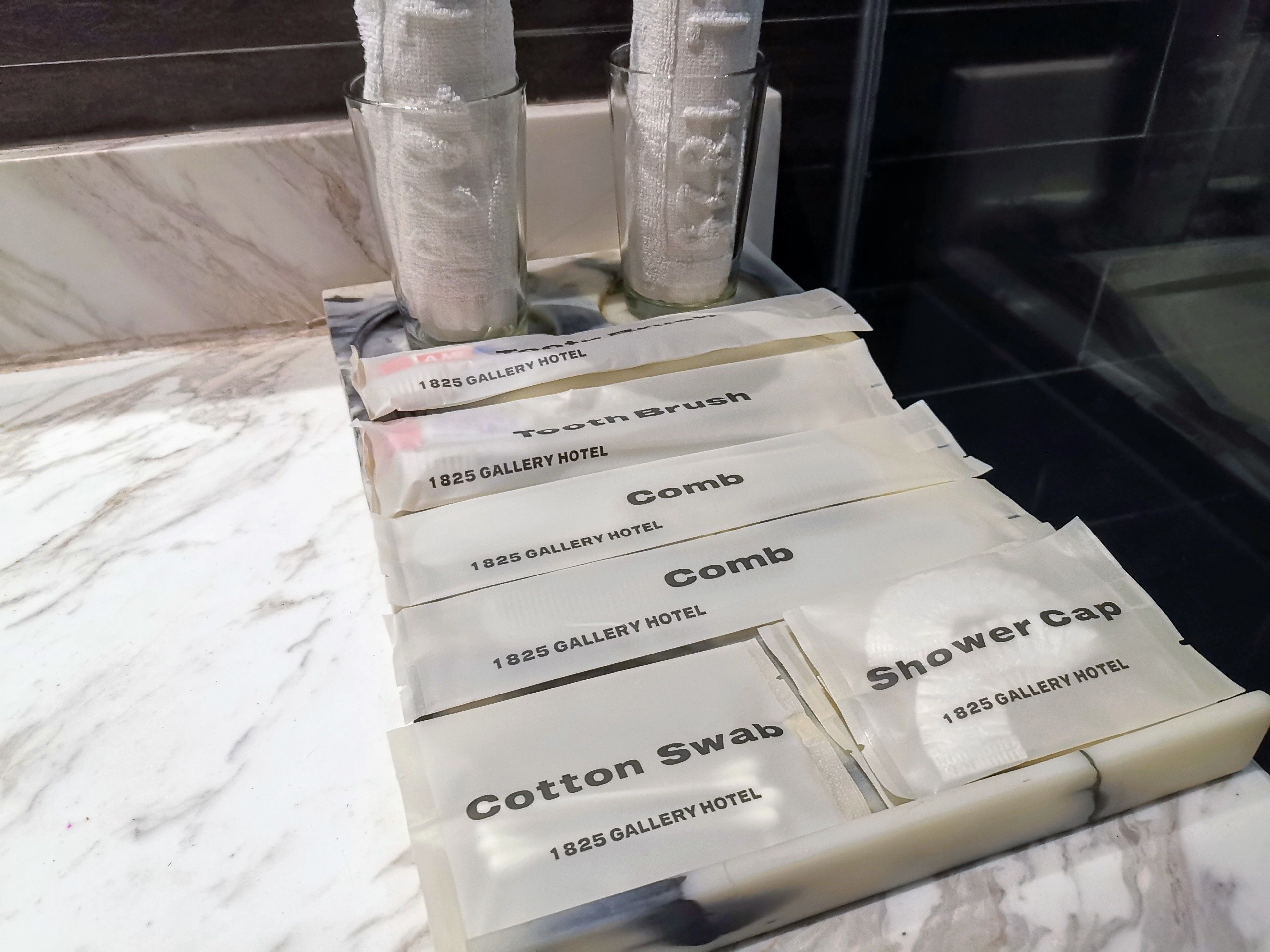 standard twin (no window) | bathroom amenities | shower, rainfall showerhead, free toiletries, hair dryer