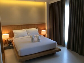In-room safe, free WiFi - W14 Pattaya (Pattaya)
