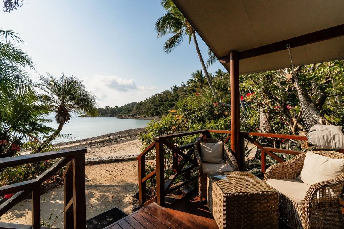 Villa, ved strandkanten | Balkong