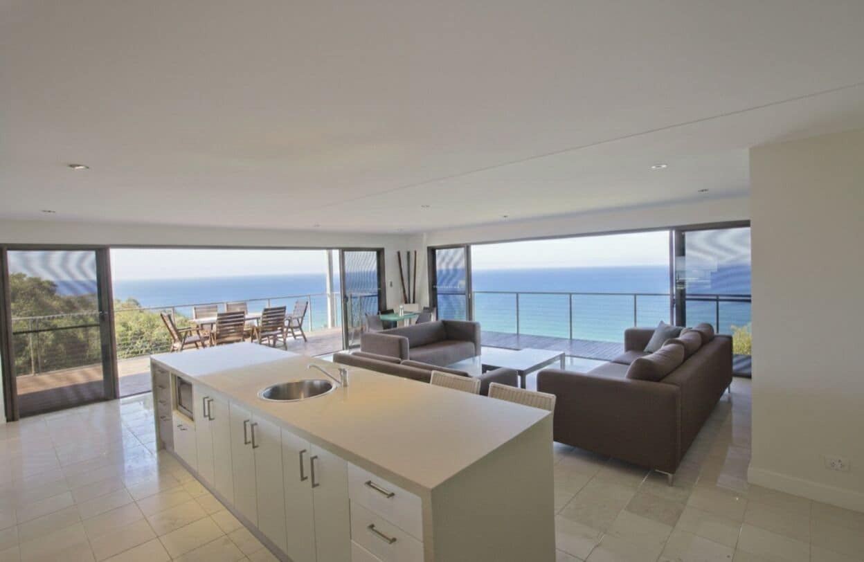 Platinum House | Private kitchen | Mini-fridge