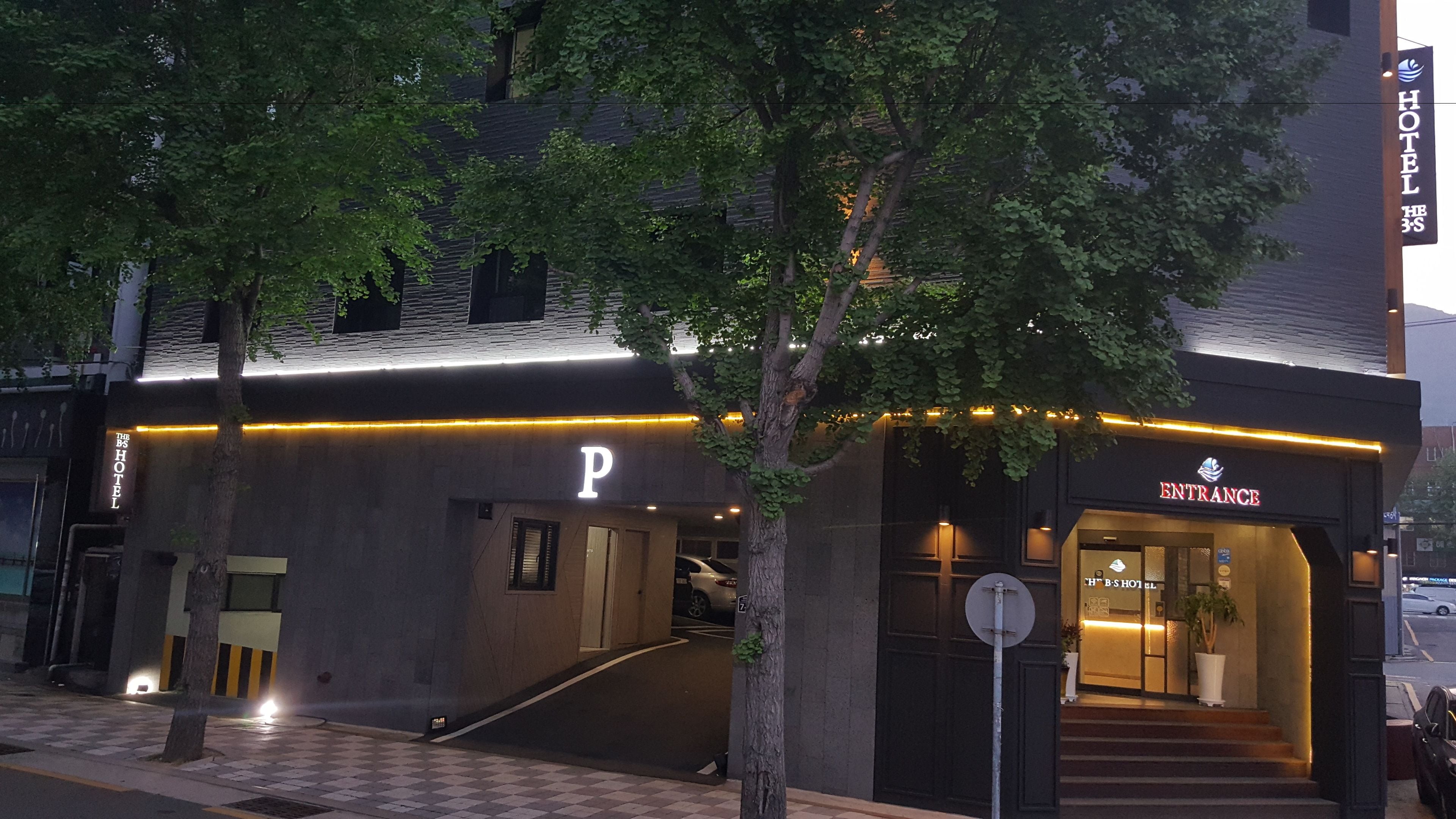 front of property – evening/night