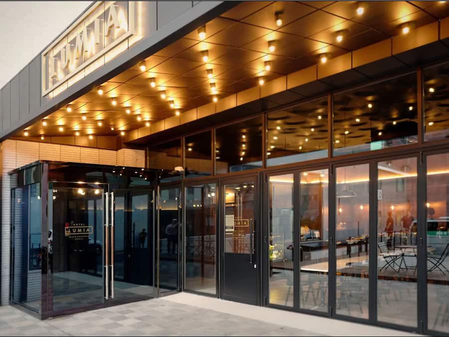 Overnatningsstedets indgangsparti