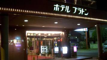 施設の入り口