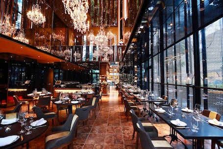 Se sirven desayunos, cenas y brunches; cocina italiana