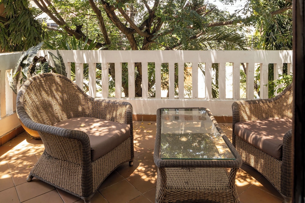 OLMA Colonial Suites by null