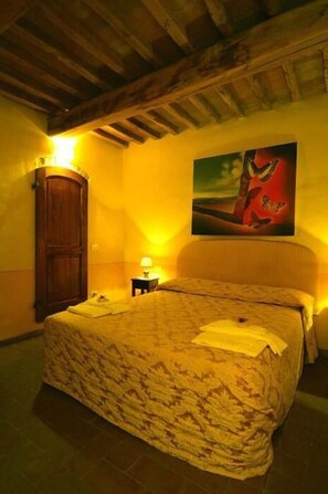 Apartment, 1 Bedroom | Cots/infant beds, free WiFi