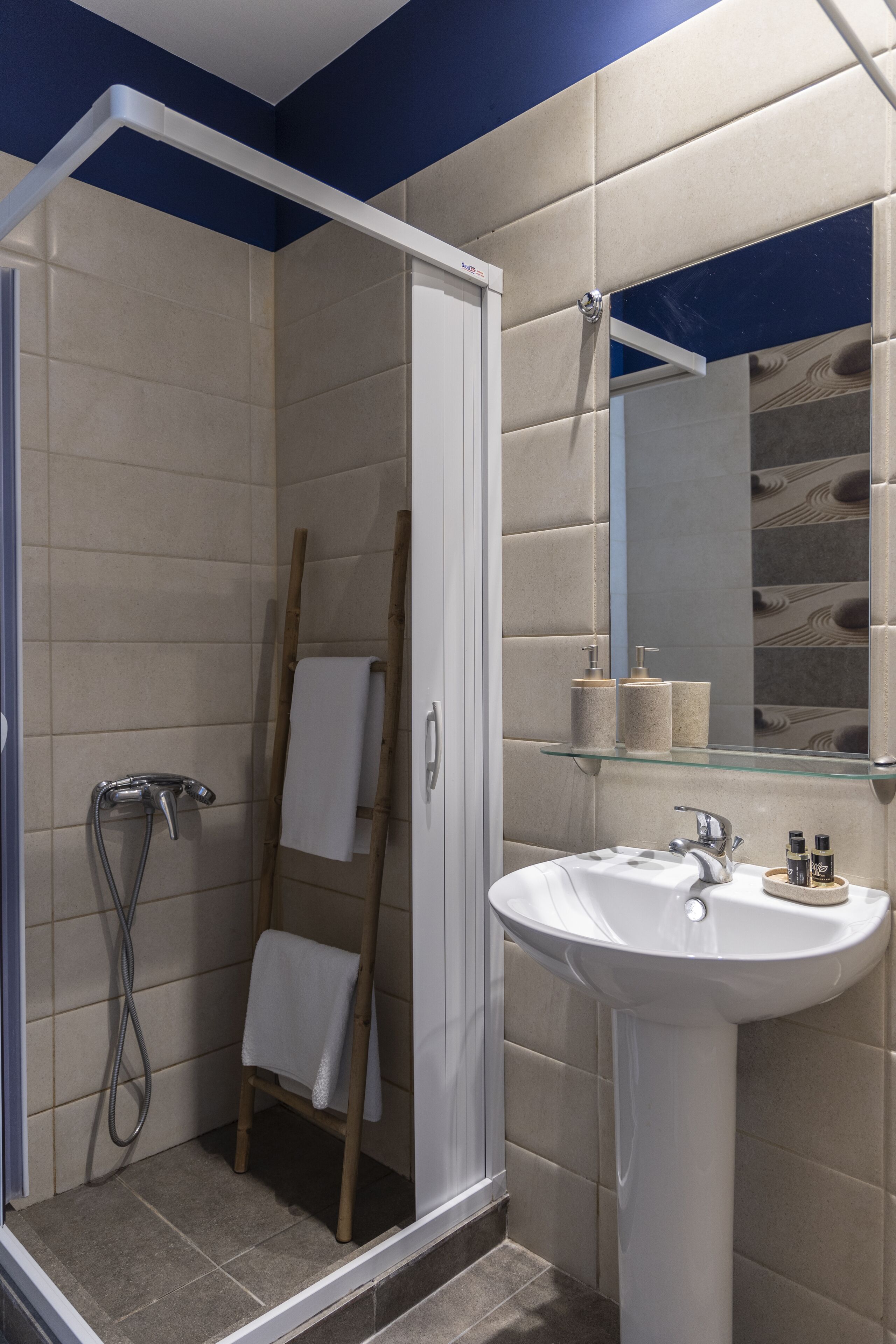 Photo - Hotel Kontes Comfort