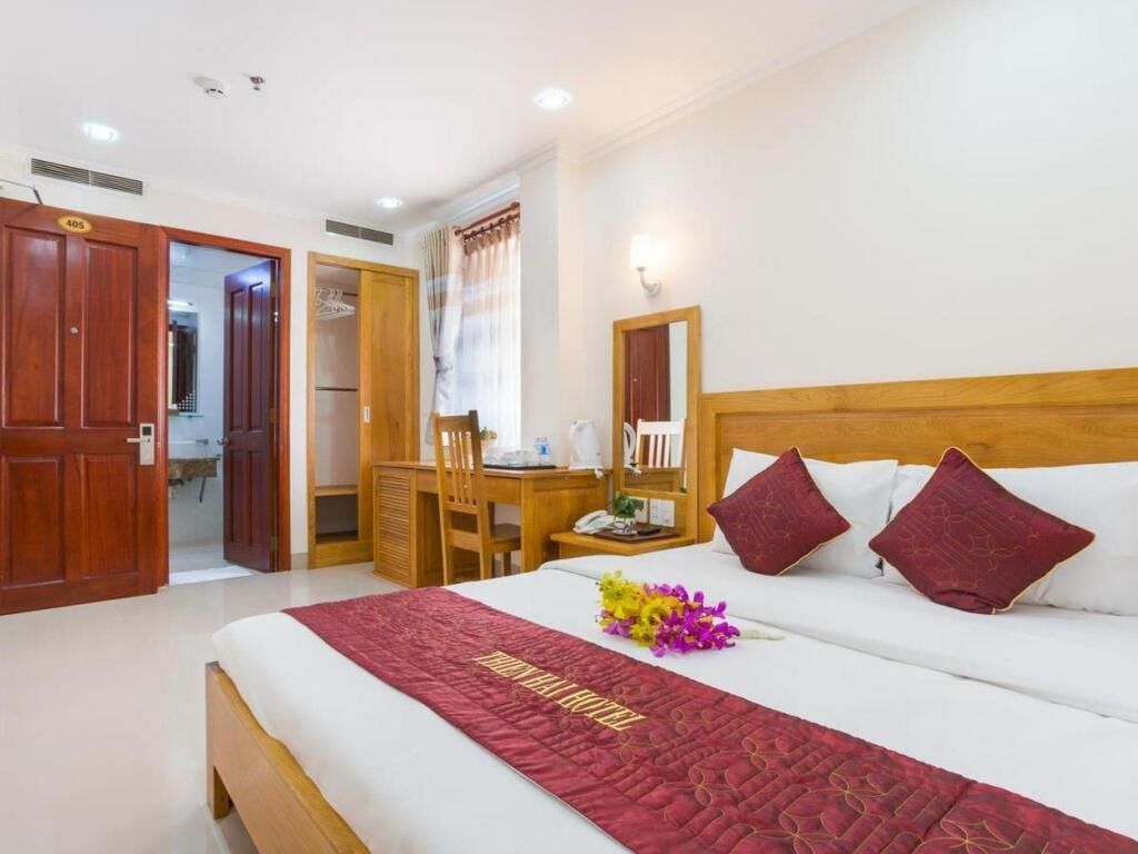 Minibar, escritorio, camas extra y wifi gratis 