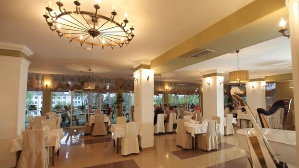 Dining - Belvedere (Ohrid)