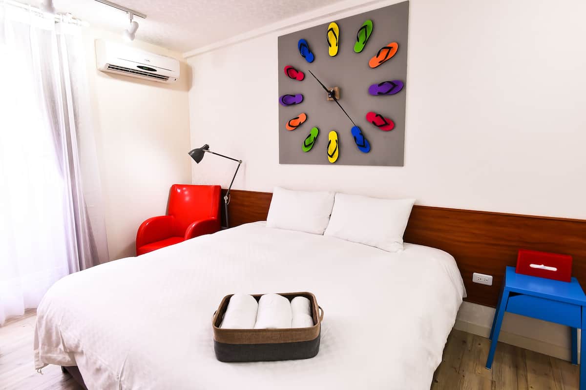Desk, blackout curtains, free WiFi, bed sheets