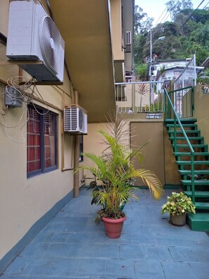 Exterior - Shalom Guest House (Port of Spain)