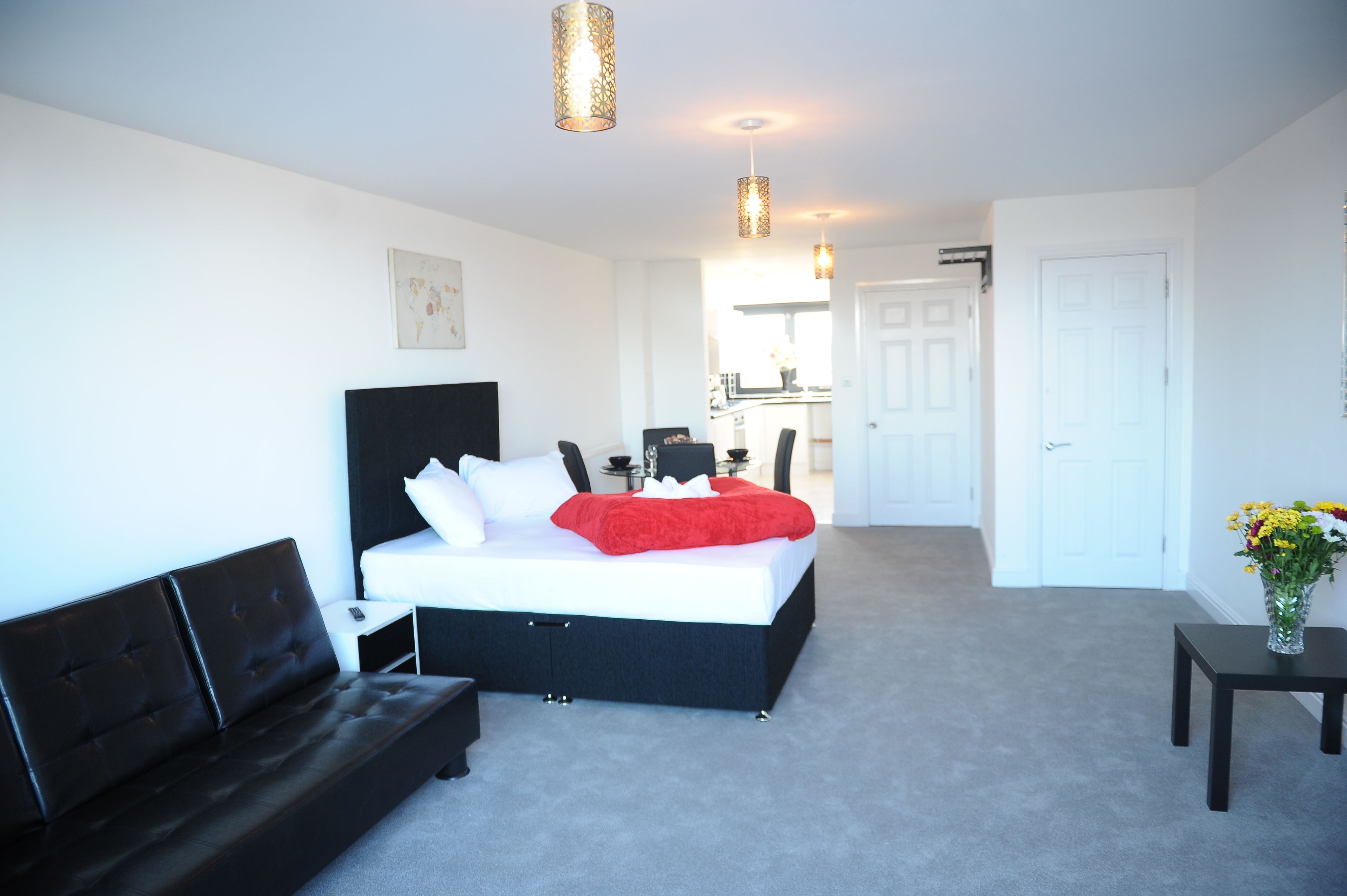 studio, shared bathroom (3 guests) | iron/ironing board