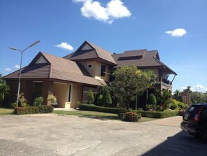 Exterior - Huaymuang Apartment (Ubon Ratchathani)