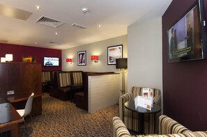 Restaurant - Premier Inn London Stansted Airport (Bishop's Stortford)