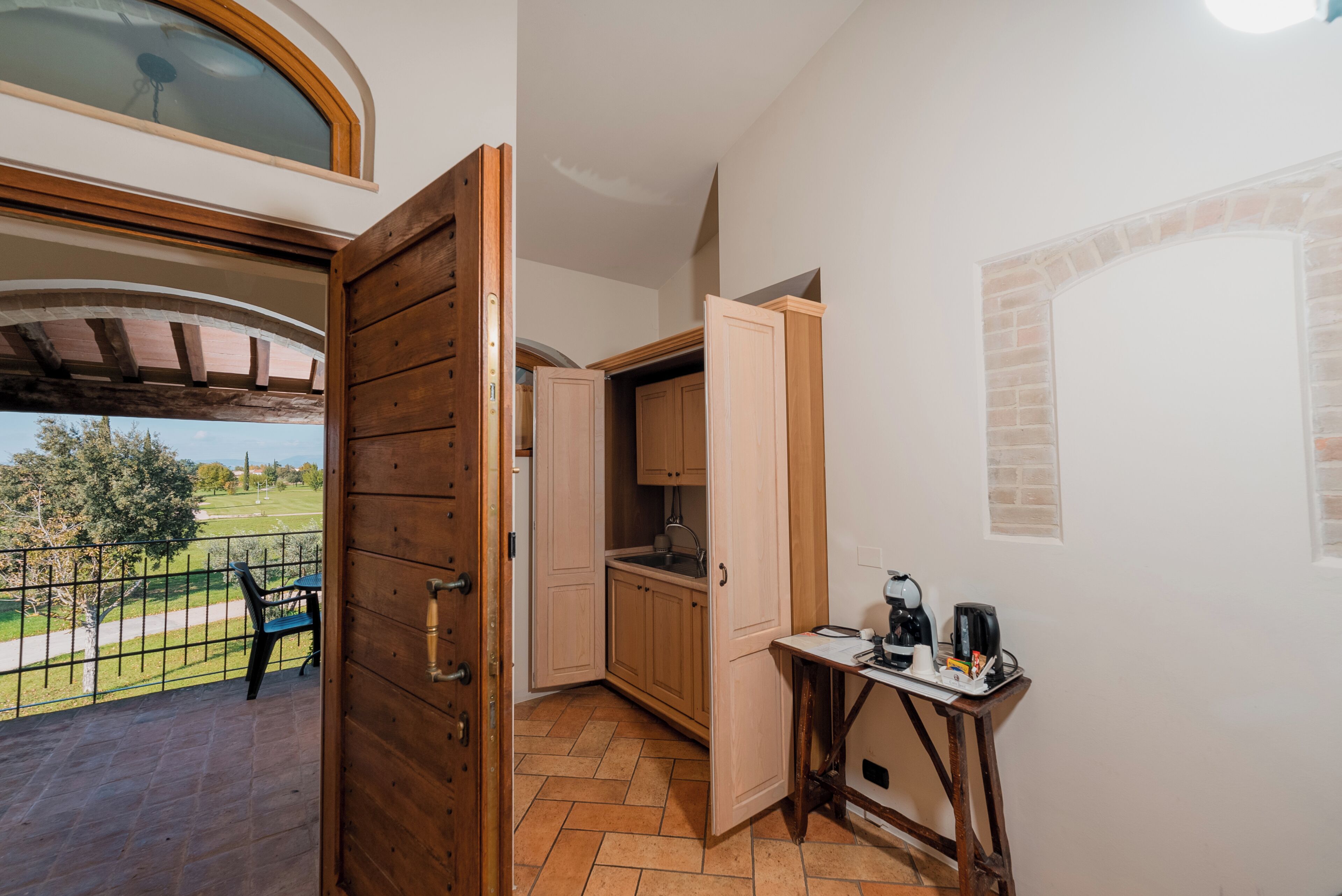 apartment (bilocale 2+2) | living area | flat-screen tv