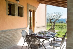 Duplex, 2 Bedrooms, 2 Bathrooms (Trilocale Deluxe) | Terrace/patio - Valle di Assisi Country Apartments (Assisi)