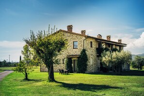 Minibar, in-room safe, soundproofing, iron/ironing board - Valle di Assisi Country Apartments (Assisi)