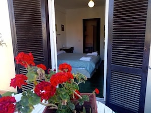 Triple Room, Balcony (1) | Terrace/patio