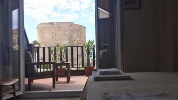 Double Room, 1 Queen Bed, Balcony, Sea View (3) | Free cots/infant beds, free WiFi, bed sheets