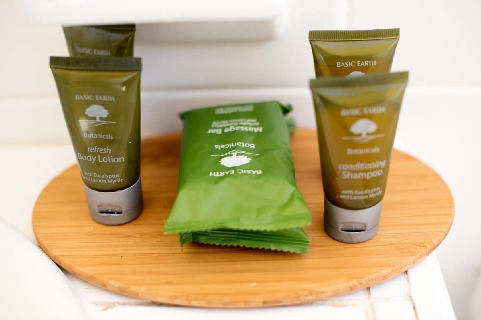 shower, free toiletries, towels