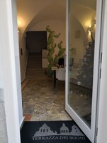 Entrée de l’hébergement