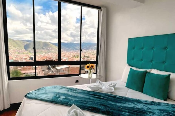 Apartemen Deluks, 3 kamar tidur | Seprai antialergi, selimut bulu angsa, dan Wi-Fi gratis