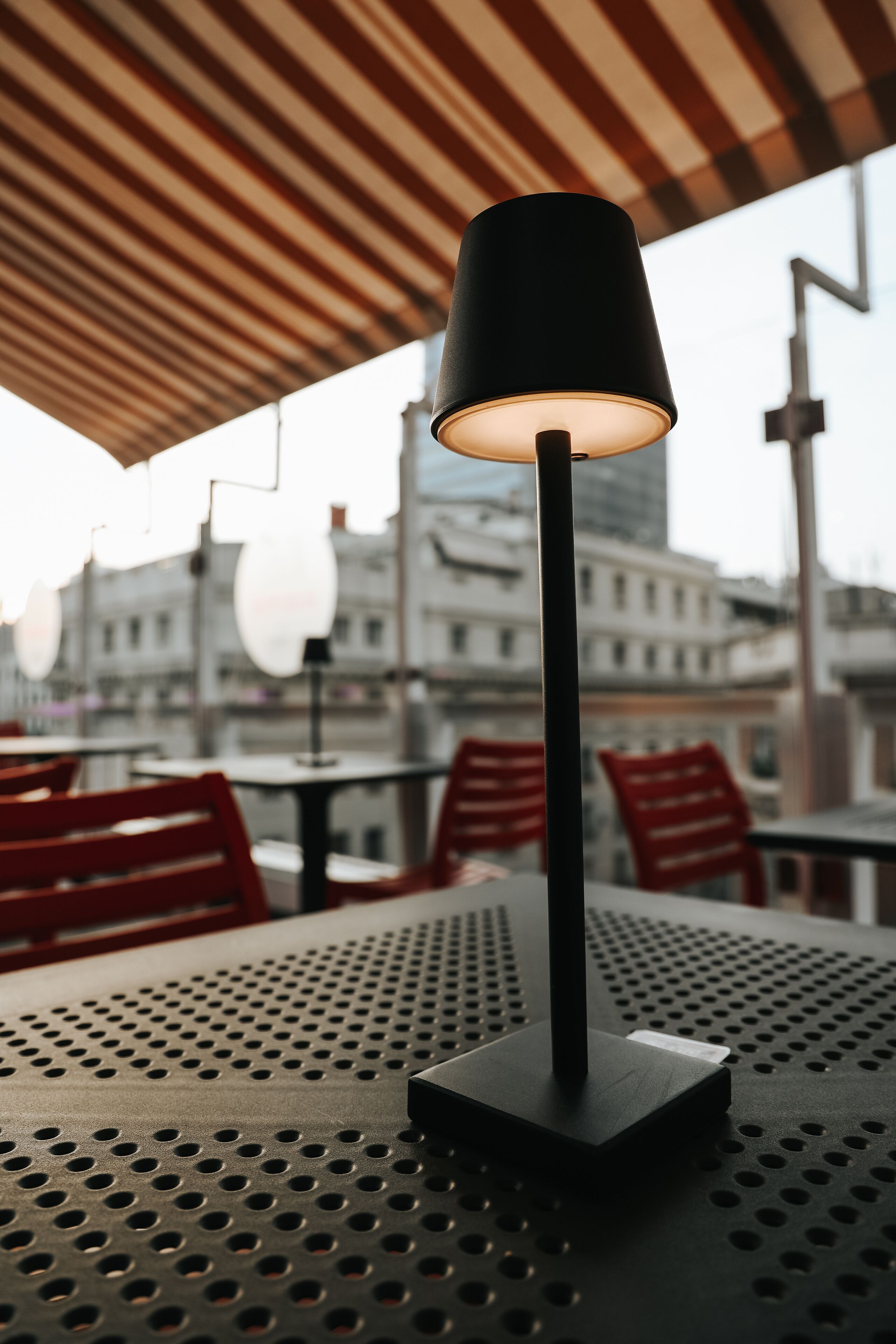 lunch and dinner served, al fresco dining