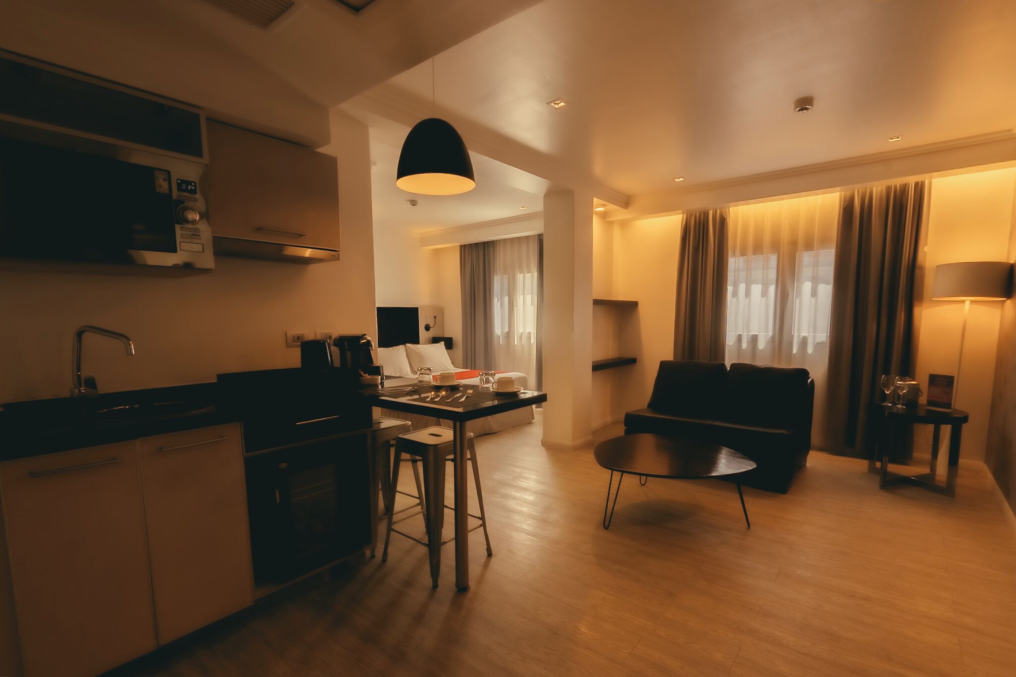 双人房 | 迷你吧、客房内保险箱、免费 WiFi