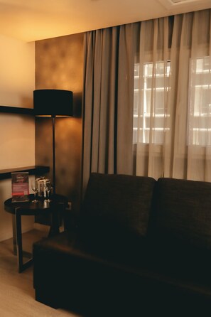 Single Room | Room amenity - Hotel Sommelier (Santiago)