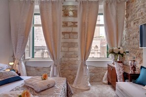 Deluxe Double or Twin Room, 1 King Bed (City view) - Heritage Hotel Antique Split (Split)