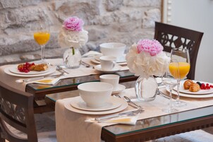 Free daily local cuisine breakfast 