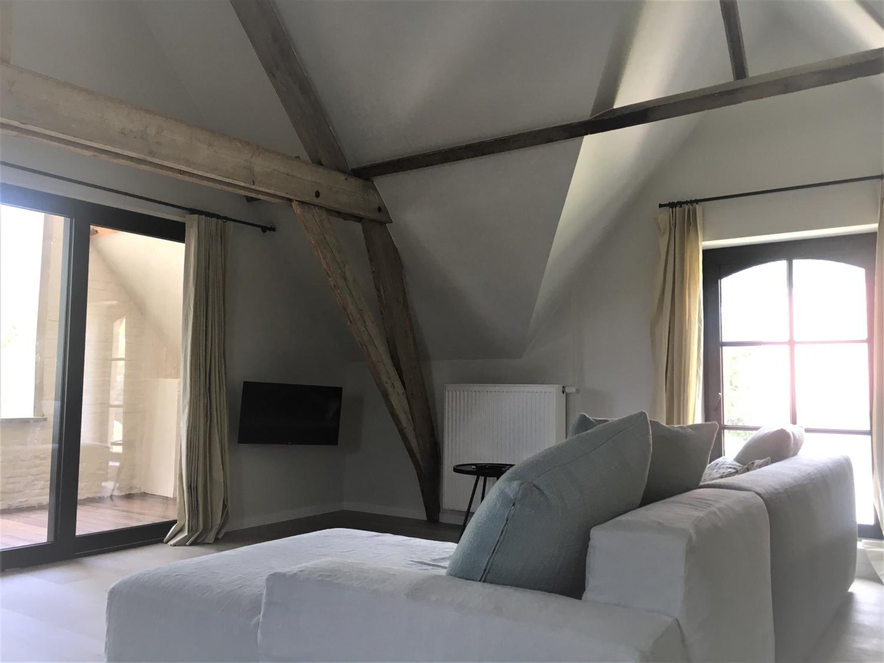 Décoration personnalisée, ameublement personnalisé, bureau