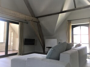 Décoration personnalisée, ameublement personnalisé, bureau