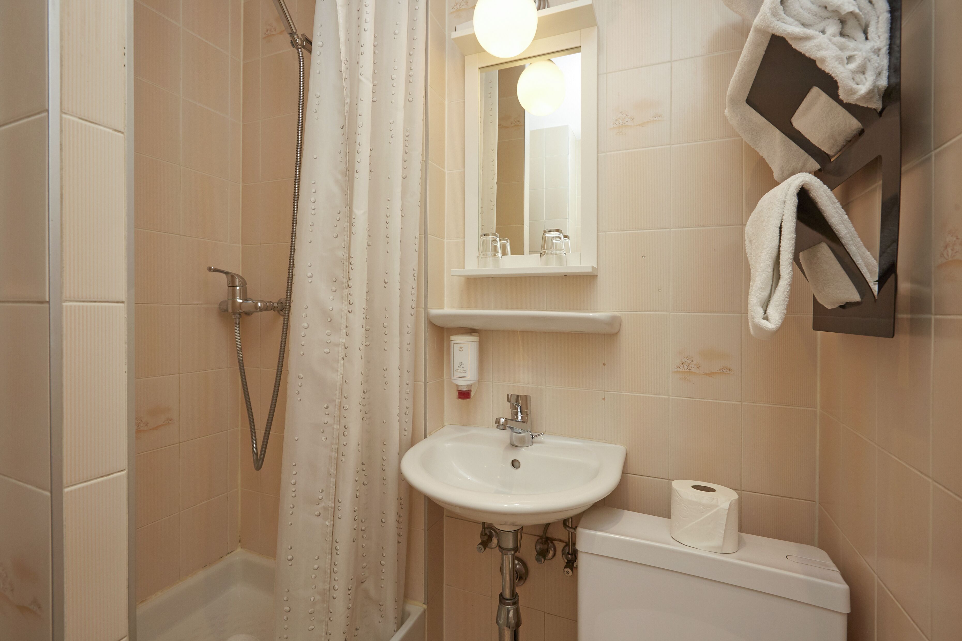 Photo - Hotel Central