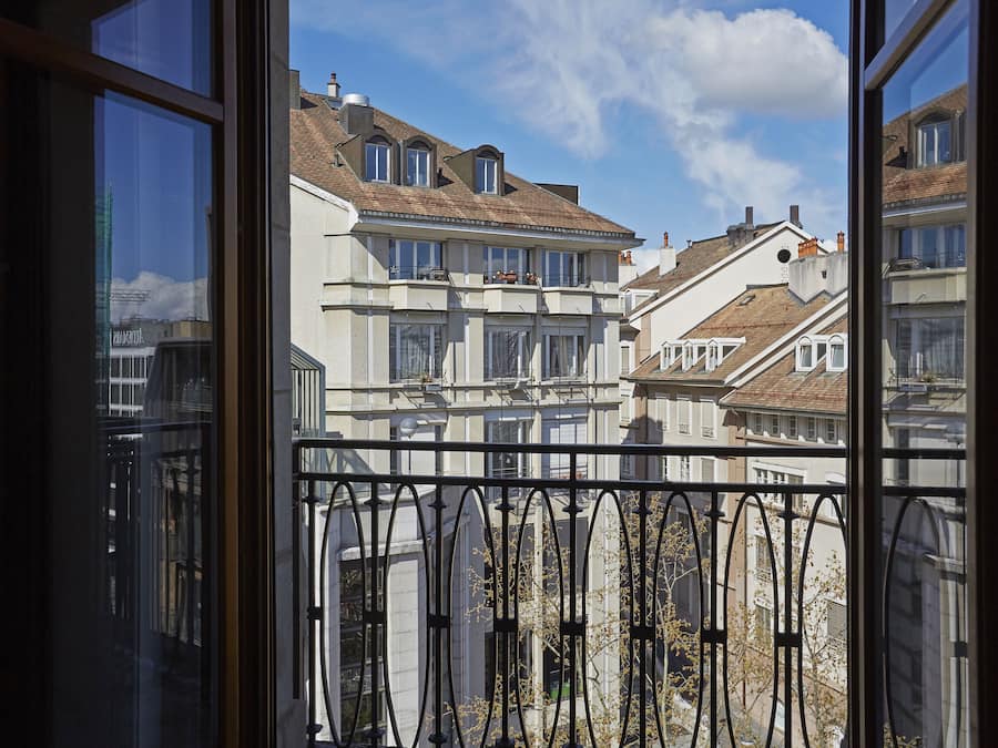 Basic Double Room (Compact) | Free WiFi, bed sheets