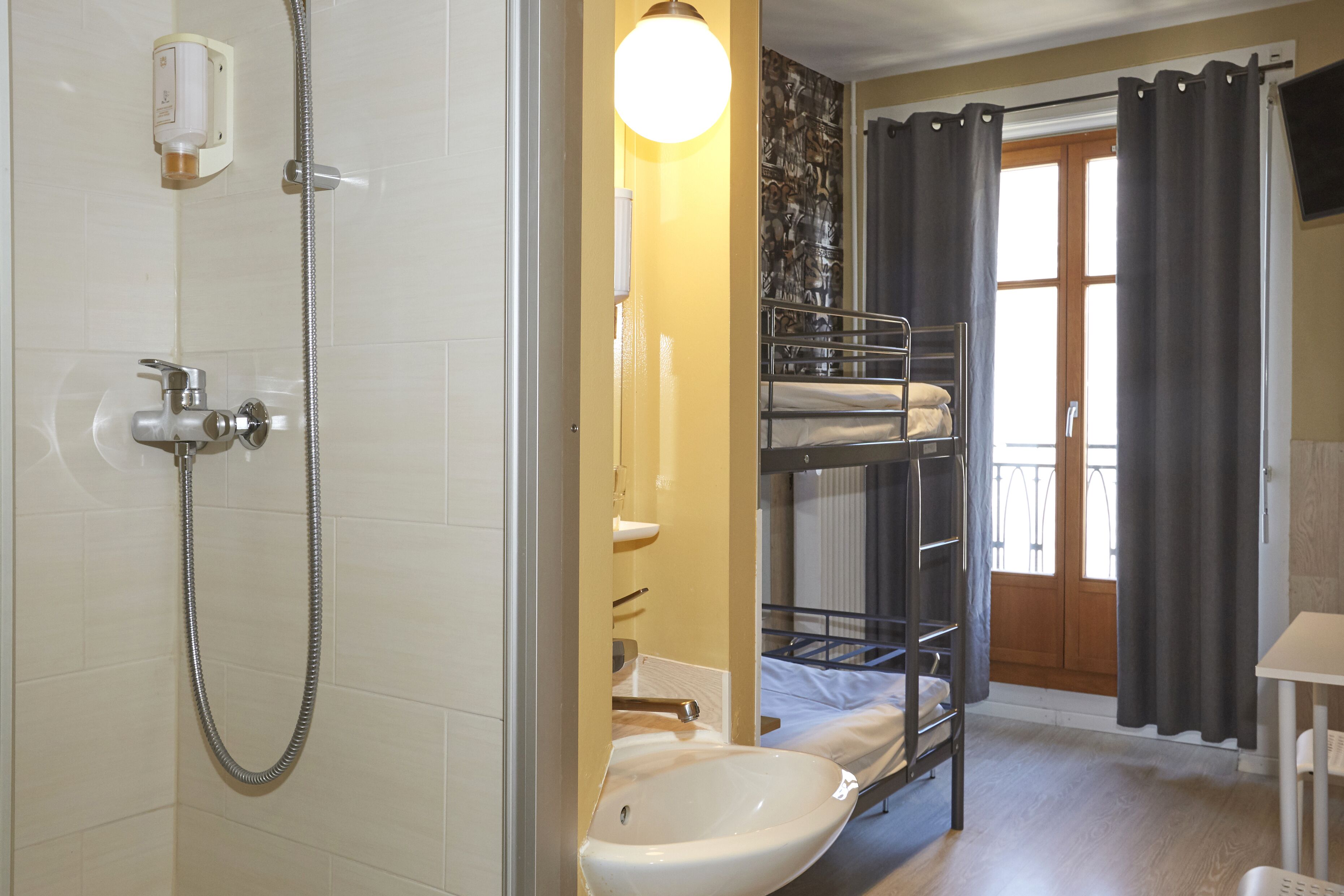 Photo - Hotel Central