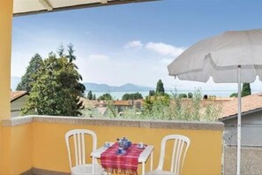 Apartment, 2 Bedrooms, Lake View