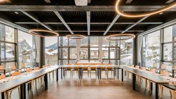 1 sovrum, minibar, skrivbord och gratis barnsängar