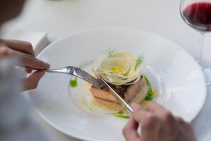 Frokostbuffé hver dag (mot et tillegg)