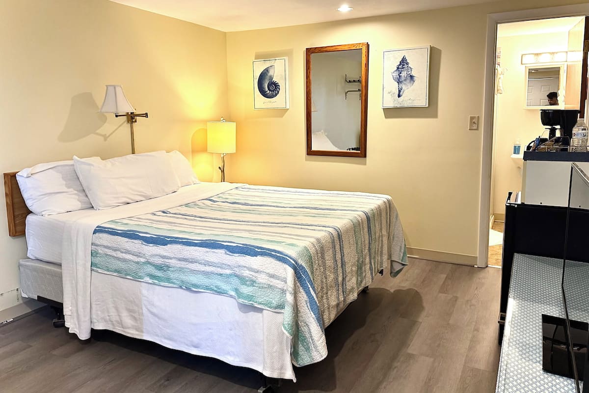 Traditional Room, 1 Queen Bed