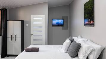 Classic Double Room | Individually furnished, blackout drapes, free WiFi, bed sheets