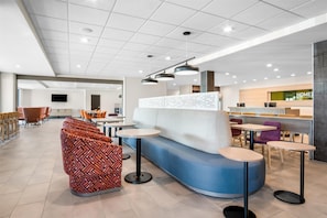 Lobby - Home2 Suites by Hilton Irving / DFW Airport North (Irving)